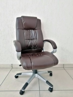 Кресло Barneo K-6 для руководителя (коричневая экокожа) в Тюмени - tyumen.mebel-74.com | фото