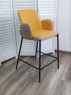 Полубарный стул NYX (H=65cm) VF106 желтый / VF120 серый М-City в Тюмени - tyumen.mebel-74.com | фото