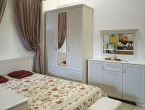 Шкаф для одежды 4-х дверный с зеркалом Венеция 2 бодега в Тюмени - tyumen.mebel-74.com | фото